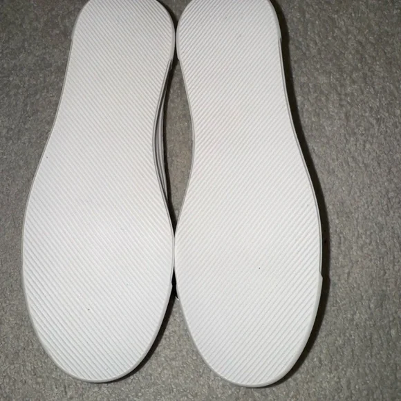 Women's Cream Platform Loafers with Gold Horsebit Detail - Picture 4 of 6